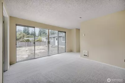 7818 126th Street E, Puyallup, WA 98373 - Photo 11