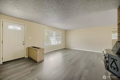 7818 126th Street E, Puyallup, WA 98373 - Photo 3