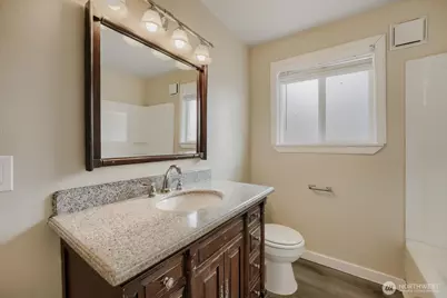 7818 126th Street E, Puyallup, WA 98373 - Photo 17