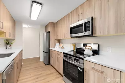 150 NE 95th Street #302, Seattle, WA 98115 - Photo 11