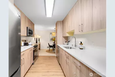 150 NE 95th Street #302, Seattle, WA 98115 - Photo 13