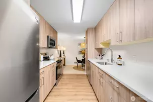 150 NE 95th St, Seattle, WA 98115 - Photo 13
