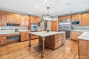 14225 SE 87th Pl, Newcastle, WA 98059 - Photo 9
