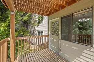 19433 28th Ave NE, Lake Forest Park, WA 98155 - Photo 11