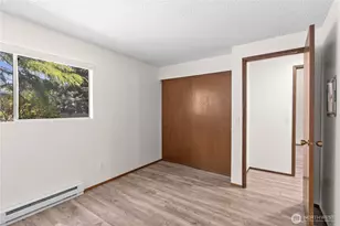 19433 28th Ave NE, Lake Forest Park, WA 98155 - Photo 9