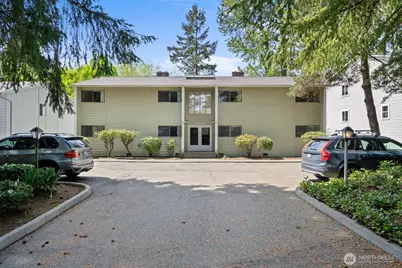 19433 28th Avenue NE, Lake Forest Park, WA 98155 - Photo 1