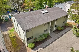 19433 28th Ave NE, Lake Forest Park, WA 98155 - Photo 3