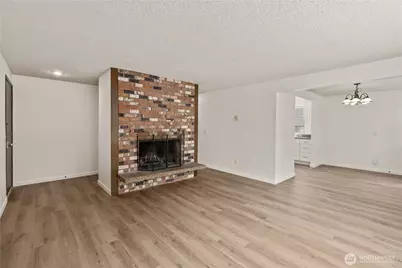 19433 28th Avenue NE, Lake Forest Park, WA 98155 - Photo 13