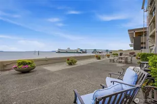 200 Beach Pl, Edmonds, WA 98020 - Photo 23