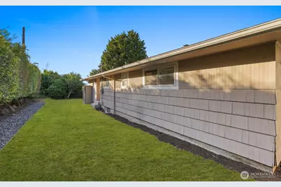 7515 S Laurel Street, Seattle, WA 98178 - Photo 29