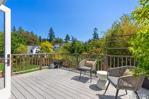 7563 NE Emerald Way, Bainbridge Island, WA 98110 - Photo 9
