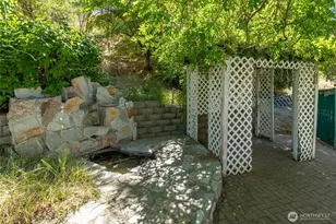 2115 Sleepy Hollow Rd, Monitor, WA 98836 - Photo 13