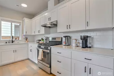 13225 189th Avenue E, Bonney Lake, WA 98391 - Photo 15