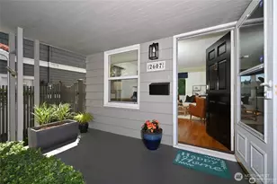 2607 31st Ave W, Seattle, WA 98199 - Photo 3