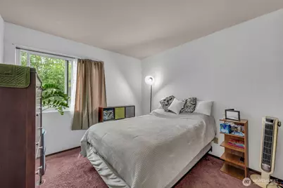 11300 1st Avenue NE #115, Seattle, WA 98125 - Photo 3