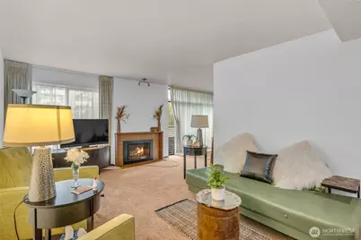 11300 1st Avenue NE #115, Seattle, WA 98125 - Photo 11