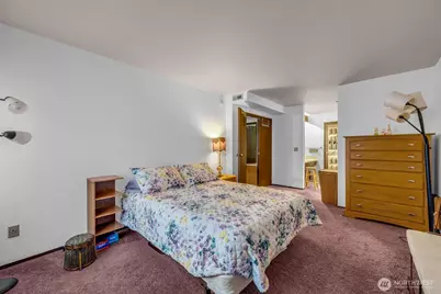 11300 1st Avenue NE #115, Seattle, WA 98125 - Photo 5