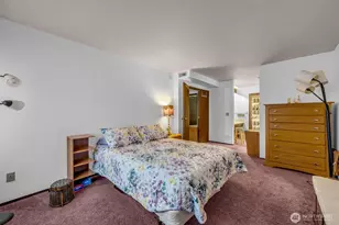 11300 1st Ave NE, Seattle, WA 98125 - Photo 5