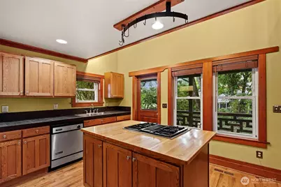 923 Olympia Avenue NE, Olympia, WA 98506 - Photo 15