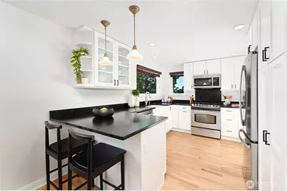 4024 55th Avenue SW, Seattle, WA 98116 - Photo 7
