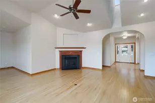 1810 Island View Pl, Anacortes, WA 98221 - Photo 13