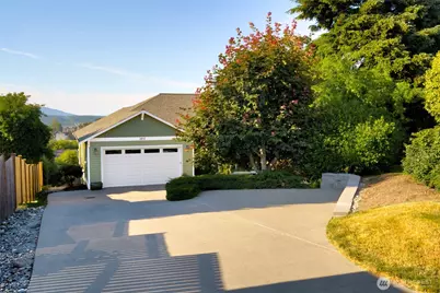 1810 Island View Place, Anacortes, WA 98221 - Photo 31