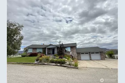 32 Red Apple Drive, Omak, WA 98841 - Photo 1