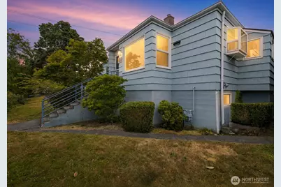 1003 14th Street, Bellingham, WA 98225 - Photo 3