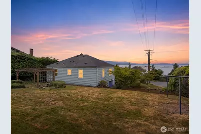 1003 14th Street, Bellingham, WA 98225 - Photo 5