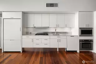 501 Roy St, Seattle, WA 98109 - Photo 9