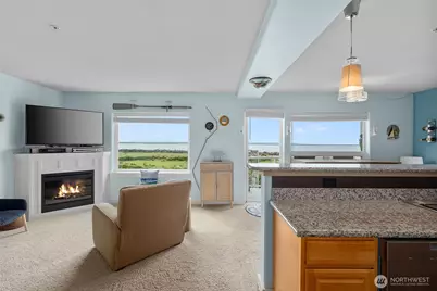 401 Westport View SW #303, Ocean Shores, WA 98569 - Photo 7