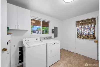 301 SW 108th Street, Everett, WA 98204 - Photo 21