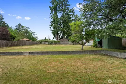 301 SW 108th Street, Everett, WA 98204 - Photo 27