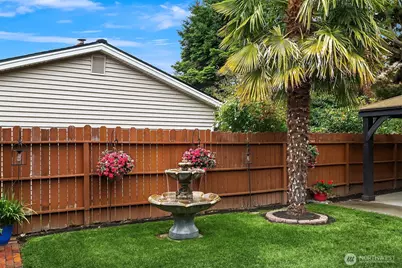 8620 21st Avenue NW, Seattle, WA 98117 - Photo 27