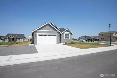 400 W 3rd Street #A, Everson, WA 98247 - Photo 1