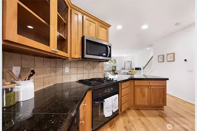 1947 NE Killian Lane, Issaquah, WA 98029 - Photo 13