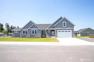 400 W 3rd St, Everson, WA 98247 - Photo 1