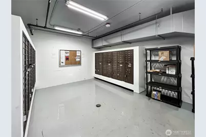 1105 Spring Street #1011, Seattle, WA 98104 - Photo 21