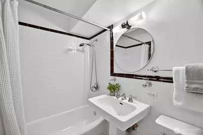 1105 Spring Street #1011, Seattle, WA 98104 - Photo 11