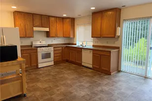 37107 SE Stewart St, Snoqualmie, WA 98065 - Photo 3