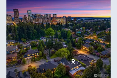 10910 NE 18th Place, Bellevue, WA 98004 - Photo 1