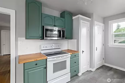 3731 Hoyt Ave, Everett, WA 98201 - Photo 11