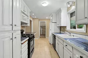 15415 64th Ave NE, Kenmore, WA 98028 - Photo 11