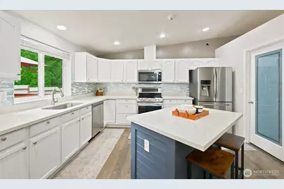 114 Madrona Drive NW, Gig Harbor, WA 98335 - Photo 11