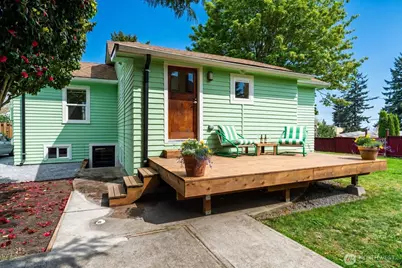 908 N 102nd, Seattle, WA 98133 - Photo 37