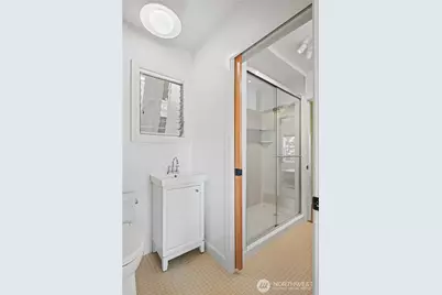 908 N 102nd, Seattle, WA 98133 - Photo 19