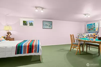 908 N 102nd, Seattle, WA 98133 - Photo 29