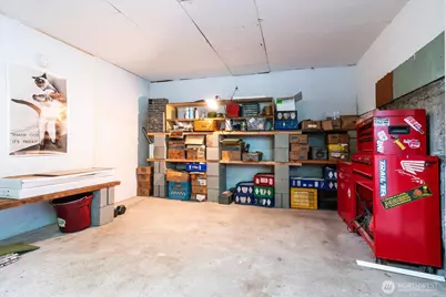 908 N 102nd, Seattle, WA 98133 - Photo 33