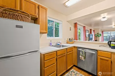 230 B Street #103, Friday Harbor, WA 98250 - Photo 7