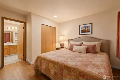230 B Street #103, Friday Harbor, WA 98250 - Photo 9